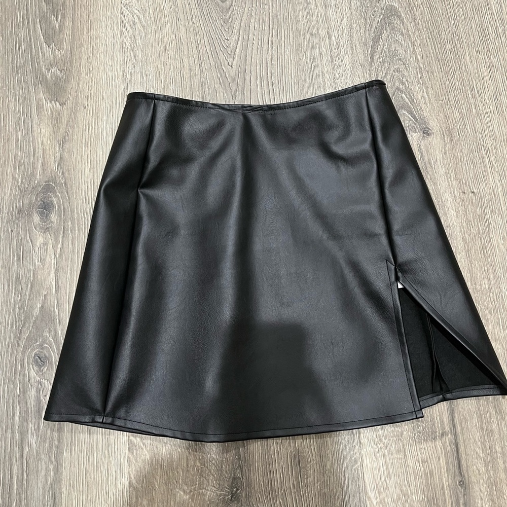 Motel rocks leather skirt